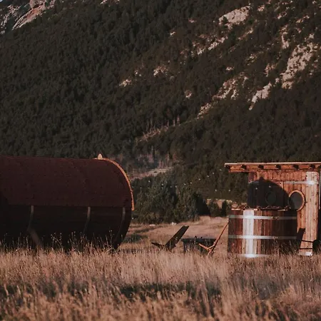 Kamp alanı Barrel Land Blidinje - Drvena Bacva Za Spavanje
